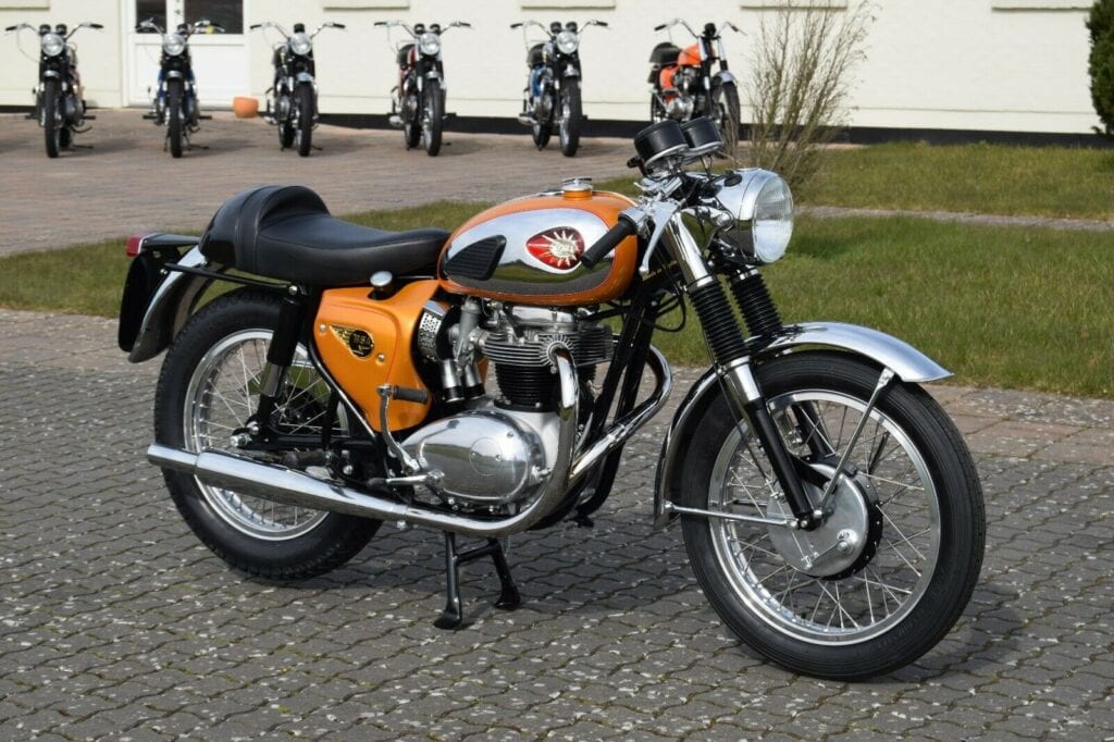 s-l1600 (10) S L1600 10 1024x682