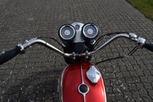 S L1600 10 4 300x200